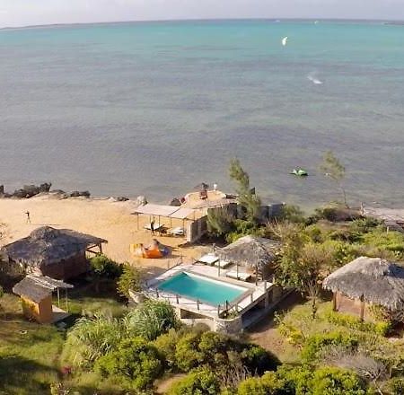 Les Paillottes De Babaomby Hotel Antsiranana Bagian luar foto
